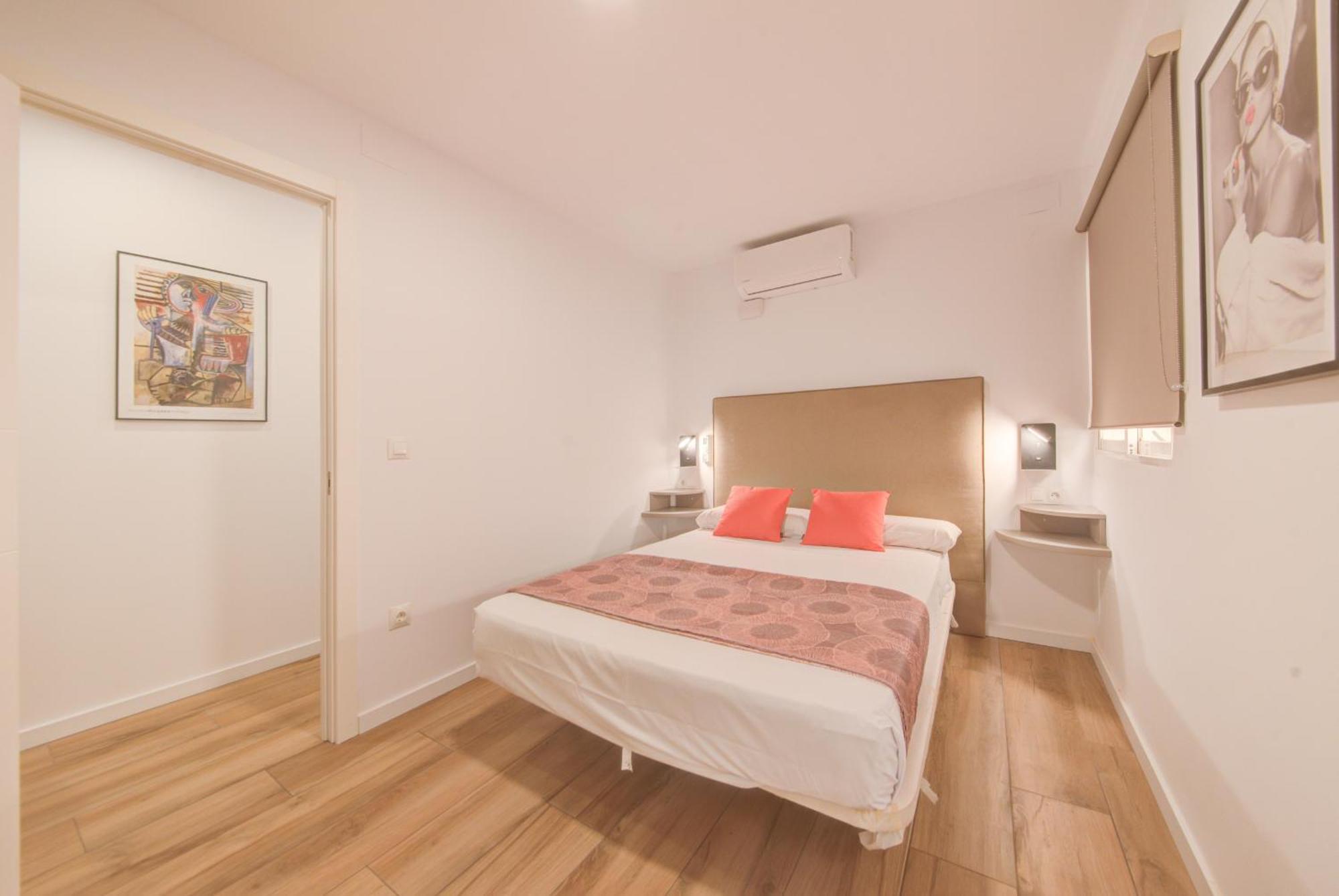 Beds & Breaks - Marina Beach Valencia Luaran gambar